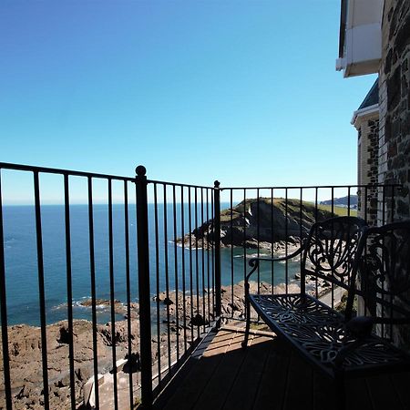 Ocean Breeze Villa Ilfracombe Exterior photo